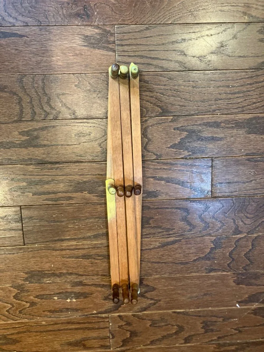 Accordion Peg Rack Expandable Wooden Vintage